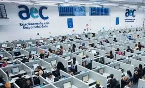 Prefeita Corrinha comemora anúncio da empresa AeC Call Center que oferecerá de início 400 empregos para Cajazeiras e Sousa
